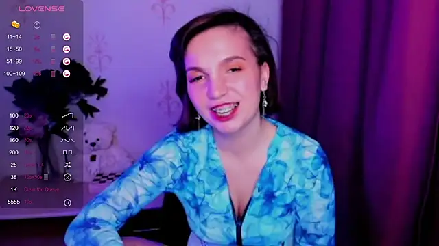 KindHazelHere  online show from 11-21-25, 06:12