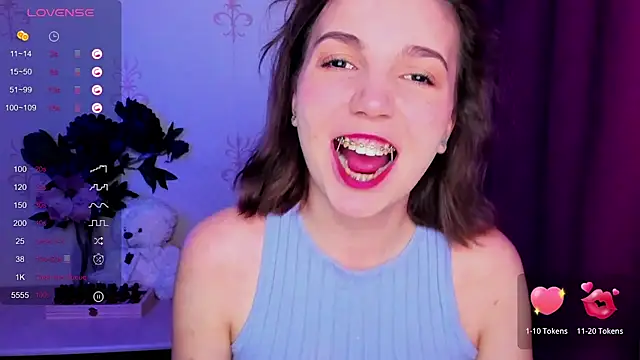 KindHazelHere  online show from 02-19-26, 08:17