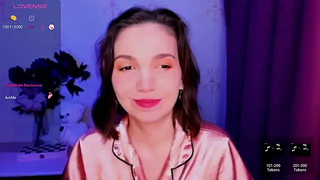 KindHazelHere  online show from 04-15-26, 01:00