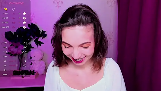 KindHazelHere  online show from 03-12-26, 08:13