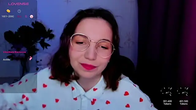 KindHazelHere  online show from 04-19-26, 06:10