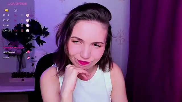 KindHazelHere  online show from 03-06-26, 11:11