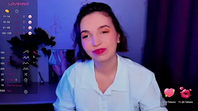 KindHazelHere  online show from 10-13-25, 09:33