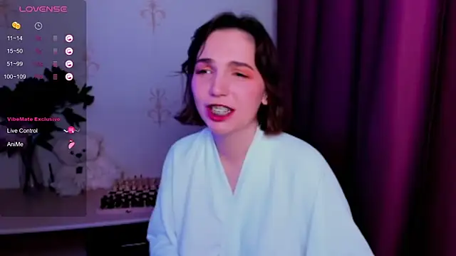 KindHazelHere  online show from 11-29-25, 12:16