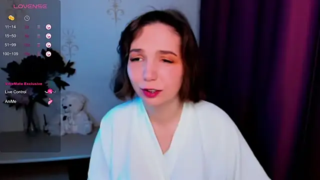 KindHazelHere  online show from 11-18-25, 09:12