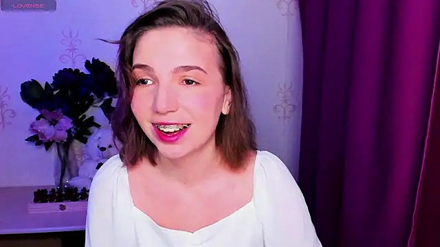 KindHazelHere  online show from 02-10-26, 06:18