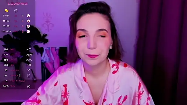 KindHazelHere  online show from 10-15-25, 02:14