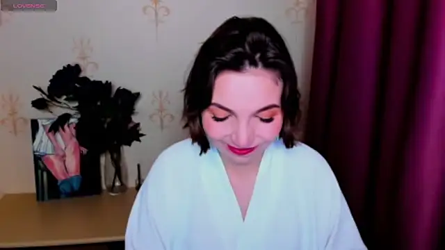 KindHazelHere  online show from 09-27-25, 08:15