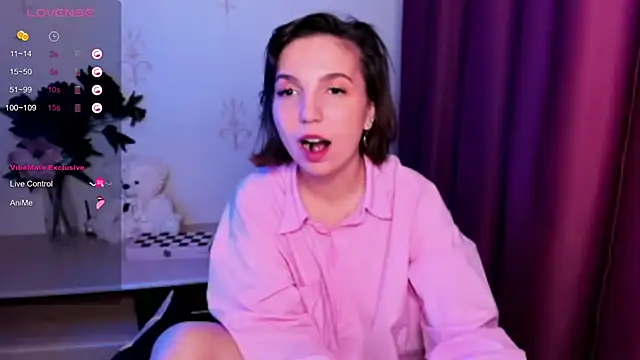 KindHazelHere  online show from 11-14-25, 08:18