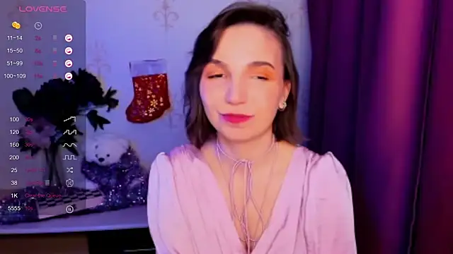 KindHazelHere  online show from 12-19-25, 04:31