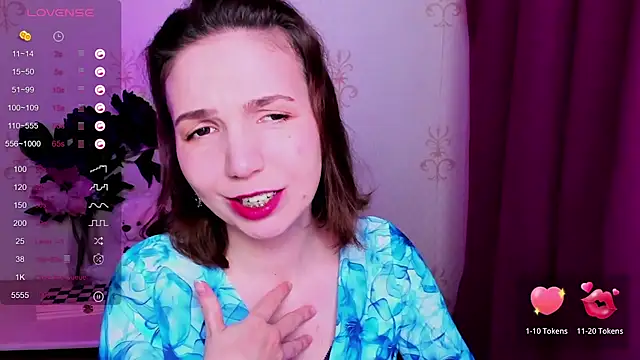 KindHazelHere  online show from 04-06-26, 12:28