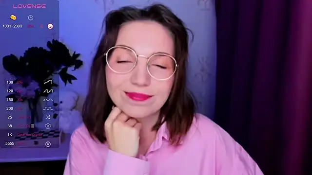 KindHazelHere  online show from 04-13-26, 12:53