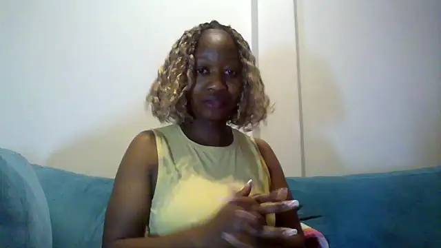 Snapshot of Hardnipples8 chatting on 05-20-26, 11:02 Hardnipples8 online show from 05-20-26, 11:02