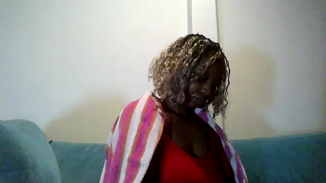 Snapshot of Hardnipples8 chatting on 05-18-26, 04:07 Hardnipples8 online show from 05-18-26, 04:07