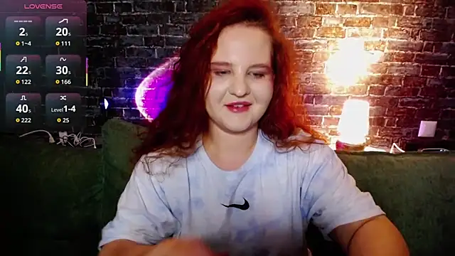 FlowerOfFreedom  online show from 12-20-25, 08:33