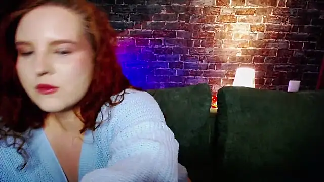 FlowerOfFreedom  online show from 12-21-25, 02:30