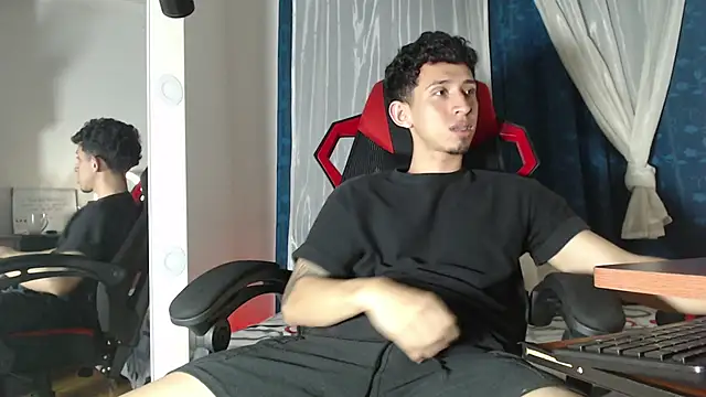 stevenSEX123 online show from 11-11-25, 05:13