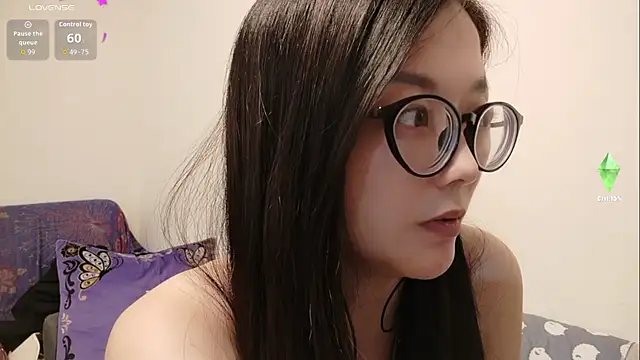 Snapshot of Lu_Nana chatting on 09-09-25, 02:15 Lu Nana online show from 09-09-25, 02:15