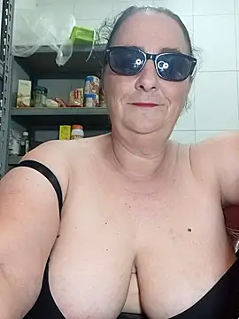 eroticjessitop online show from 05-28-26, 04:46