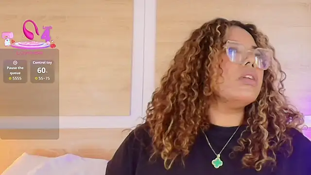  nickypurple  online show from 10-21-25, 07:46