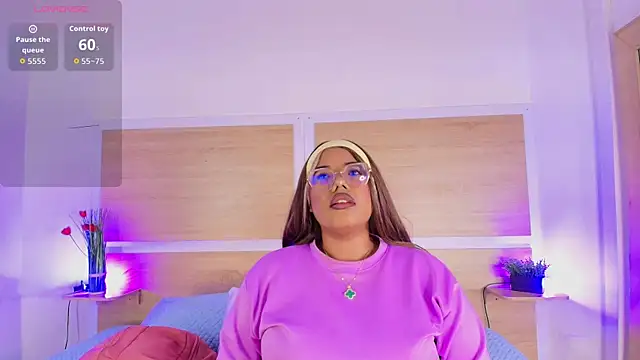  nickypurple  online show from 09-30-25, 07:09