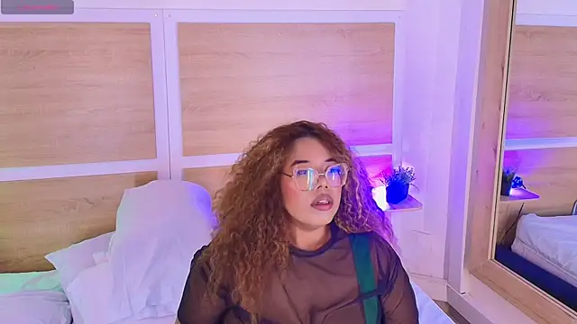  nickypurple  online show from 02-11-26, 07:14