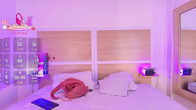  nickypurple  online show from 11-26-25, 07:14