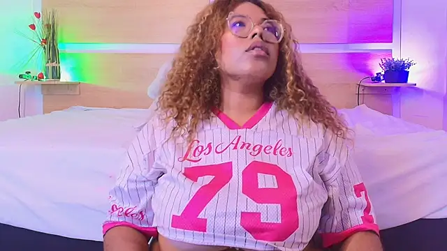  nickypurple  online show from 03-20-26, 06:42