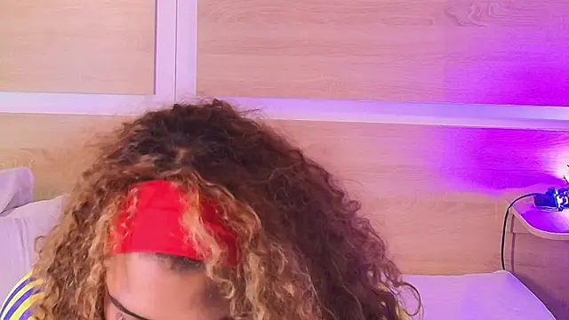  nickypurple  online show from 03-18-26, 06:42