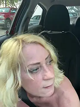 TiffaneyLove online show from 03-05-26, 10:05