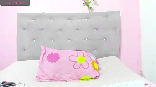 Ania-Ross online show from 03-03-25, 03:27