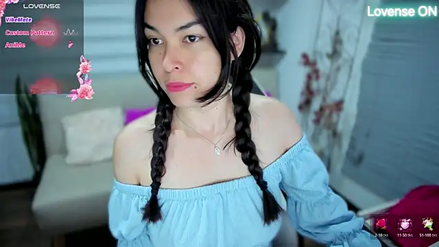 Lunlunera online show from 04-19-26, 03:29