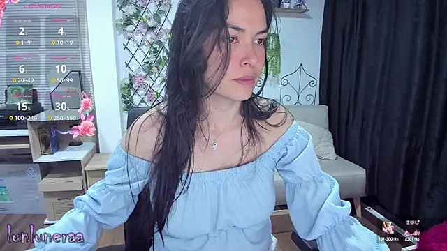 Snapshot of Lunlunera chatting on 03-22-25, 03:41 Lunlunera online show from 03-22-25, 03:41