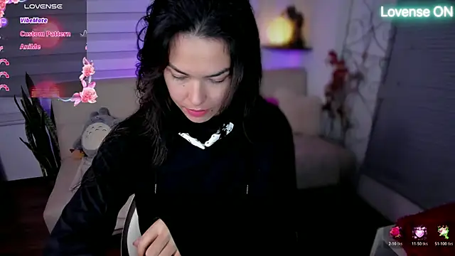 Lunlunera online show from 04-23-26, 02:51
