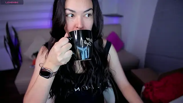 Snapshot of Lunlunera chatting on 06-26-26, 04:29 Lunlunera online show from 06-26-26, 04:29