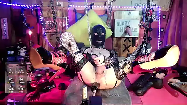 Snapshot of Kamafly4you chatting on 03-07-25, 10:10 Kamafly4you online show from 03-07-25, 10:10