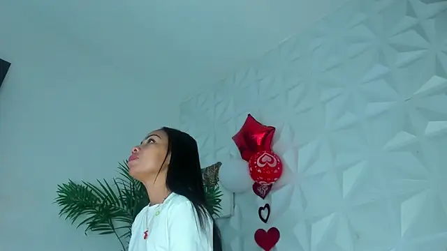 Hellen Sky online show from 02-16-26, 07:12