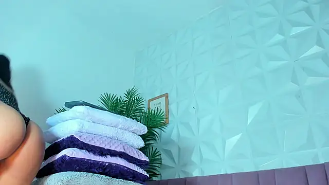 Hellen Sky online show from 10-17-25, 07:15