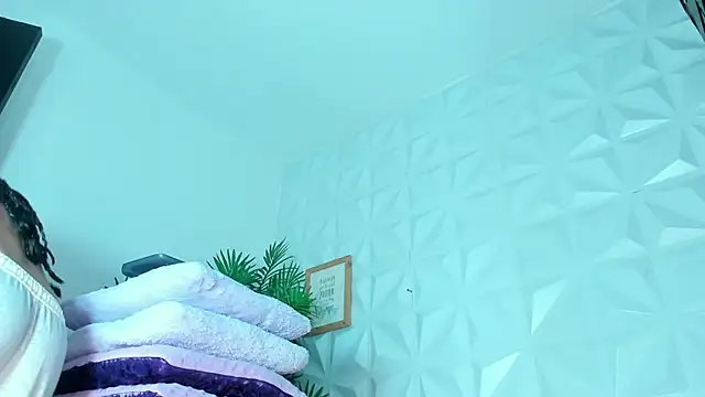 Hellen Sky online show from 09-28-25, 11:06