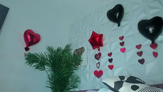 Snapshot of Hellen_Sky chatting on 05-01-26, 07:08 Hellen Sky online show from 05-01-26, 07:08
