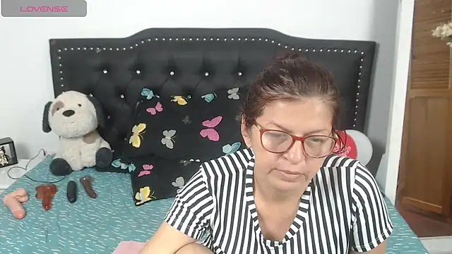 jellyfishhot online show from 03-01-25, 02:04