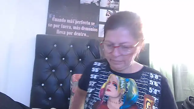 jellyfishhot online show from 03-18-25, 03:44