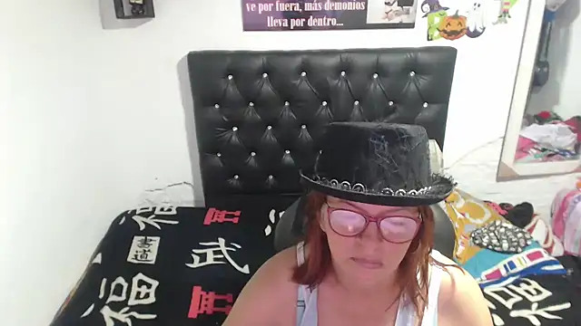 jellyfishhot online show from 10-27-25, 11:27