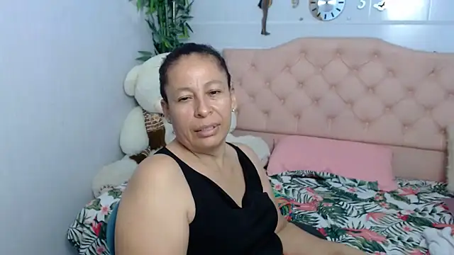mature martina online show from 09-30-25, 10:49