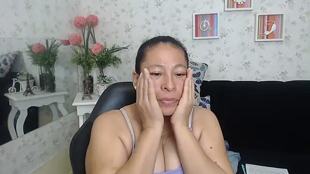 mature martina online show from 03-18-25, 11:55