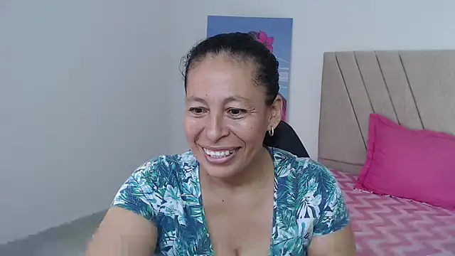 mature martina online show from 02-10-26, 07:24