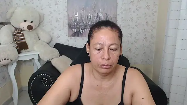 mature martina online show from 04-18-26, 09:55