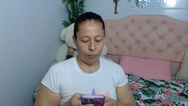mature martina online show from 09-19-25, 09:52