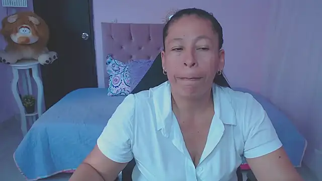 mature martina online show from 02-25-26, 07:03