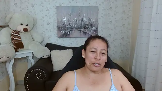 mature martina online show from 04-19-26, 06:10